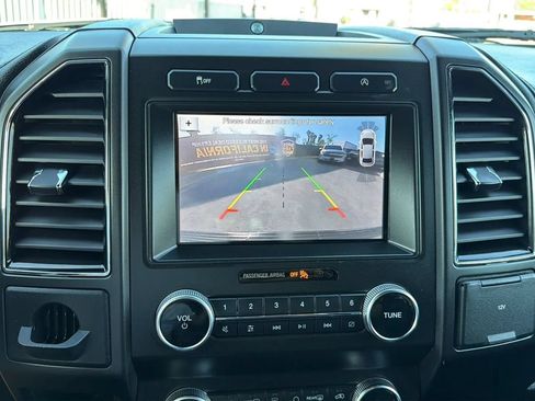 Used 2019 Ford Expedition Max Limited RWD image 23