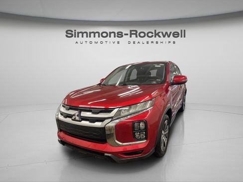 Used 2024 Mitsubishi Outlander Sport SE image 1