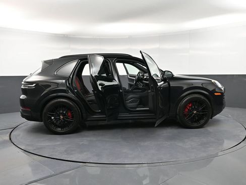 New 2026 Porsche Cayenne S AWD/4WD image 35