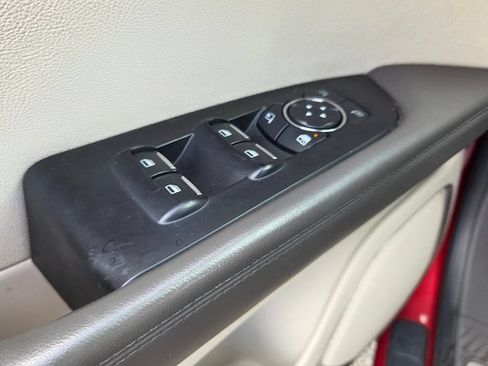 Used 2018 Lincoln MKX Reserve FWD image 27