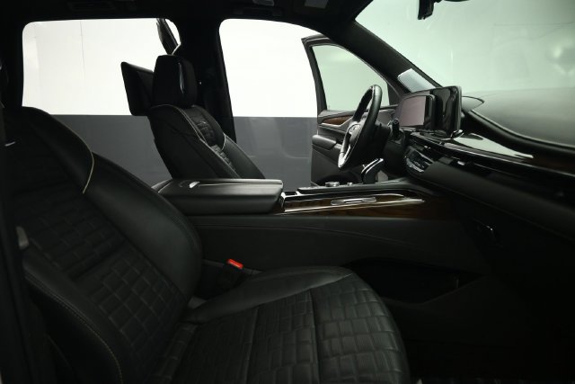 Used 2023 Cadillac Escalade Sport Platinum w/ LPO, ONYX Package AWD/4WD image 55