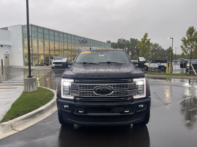 Certified 2019 Ford F450 Platinum w/ Platinum Ultimate Package AWD/4WD image 8