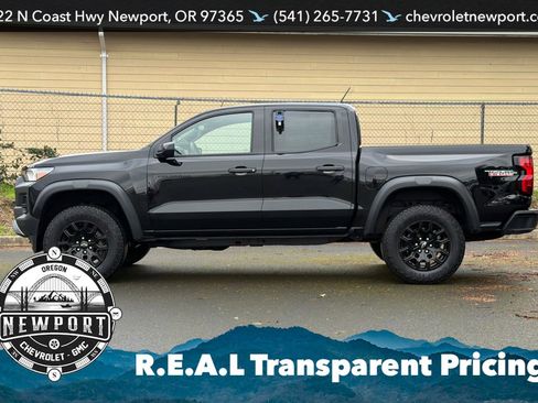 Used 2025 Chevrolet Colorado Trail Boss AWD/4WD image 7
