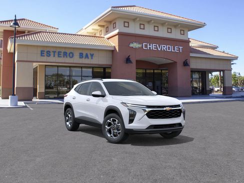 New 2026 Chevrolet Trax LT w/ Driver Confidence Package image 25