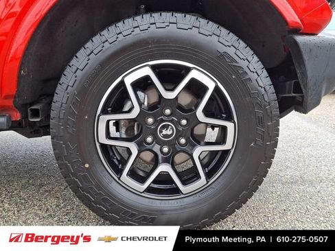 Used 2023 Ford Bronco Outer Banks AWD/4WD image 10
