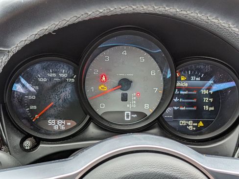 Used 2021 Porsche Macan S image 19