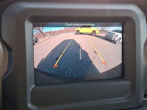 Used 2023 Jeep Wrangler Sport S image 17