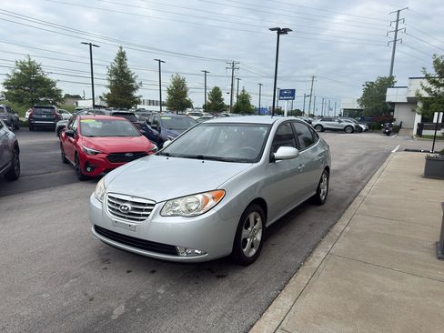 Used 2010 Hyundai Elantra SE FWD image 7