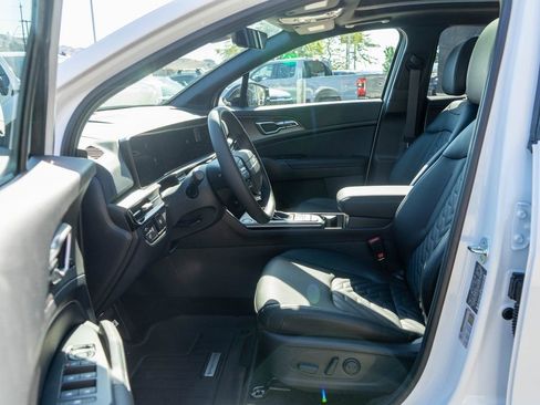 New 2026 Kia Sportage X-Line w/ X-Line Technology Package AWD/4WD image 11