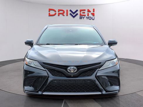 Used 2018 Toyota Camry XSE w/ Audio Package FWD image 8