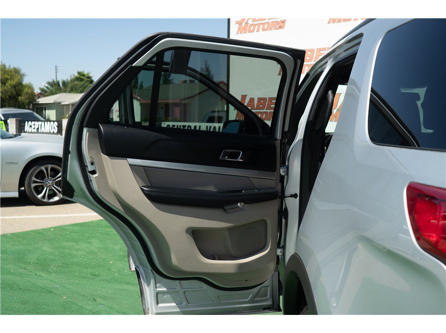 Used 2019 Ford Explorer FWD image 37