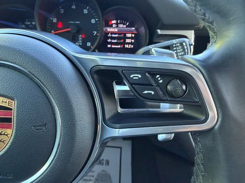 Used 2021 Porsche Macan AWD/4WD image 26