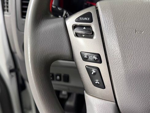 Used 2020 Nissan NV 2500 SV image 19