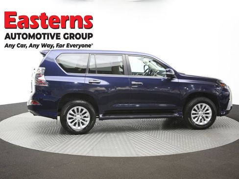 Used 2021 Lexus GX 460 w/ Accessory Package AWD/4WD image 49
