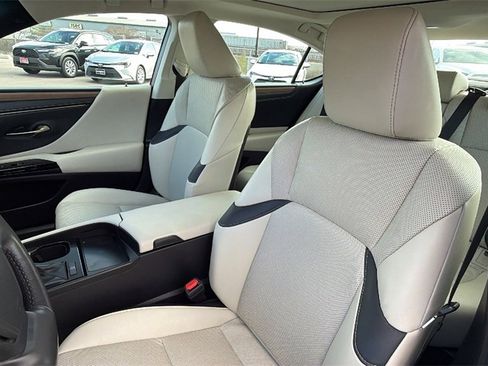 Used 2023 Lexus ES 350 w/ Premium Package image 19