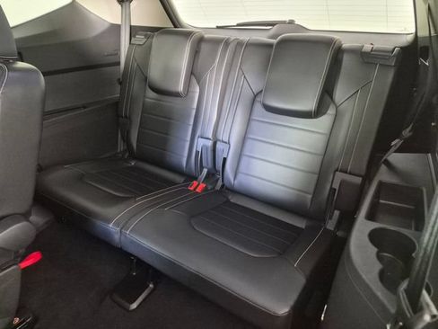 Used 2022 Volkswagen Atlas SEL Premium AWD/4WD image 30