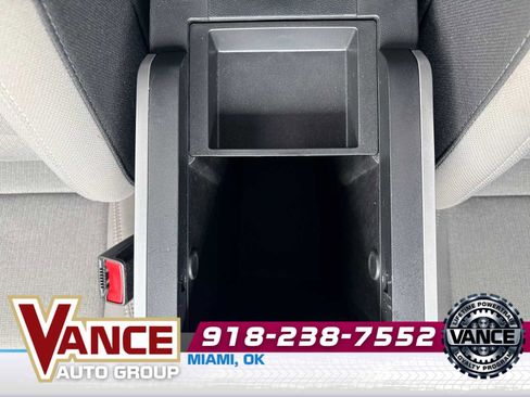 Used 2025 GMC Terrain Elevation w/ Black Edition AWD/4WD image 34