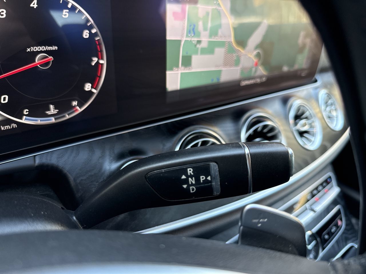 Used 2018 Mercedes-Benz E 400 Coupe image 16