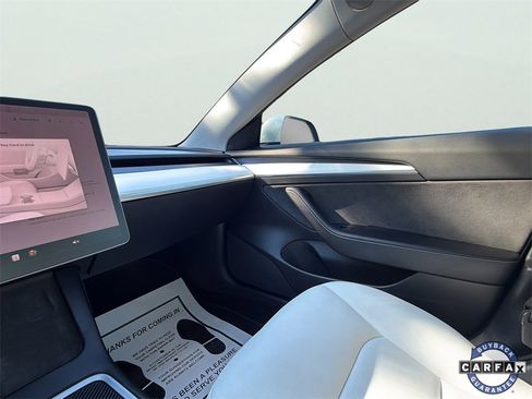 Used 2021 Tesla Model 3 Long Range image 44