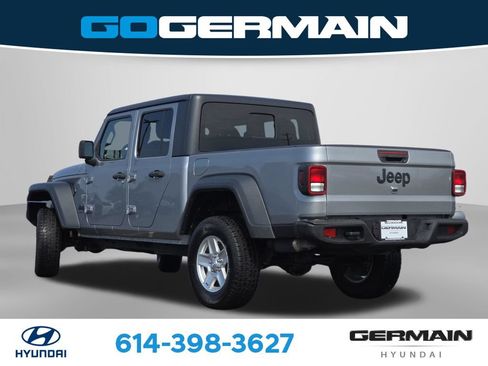 Used 2020 Jeep Gladiator Sport w/ Quick Order Package 24S AWD/4WD image 10