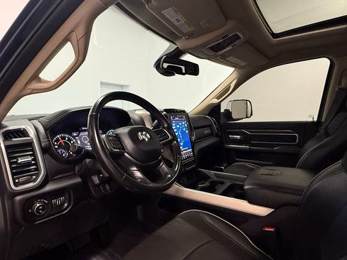 Used 2021 RAM 2500 Laramie image 13
