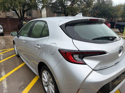 Used 2024 Toyota Corolla SE image 6