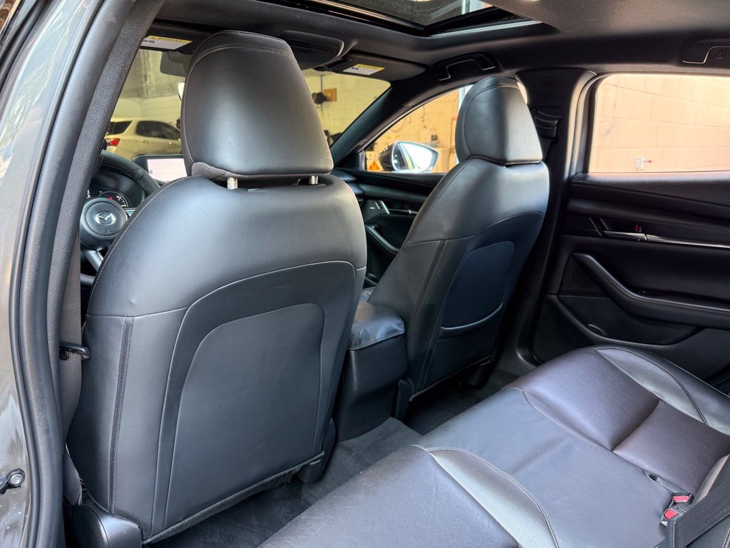 Used 2021 MAZDA MAZDA3 s FWD image 15