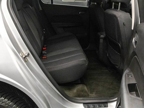 Used 2011 Chevrolet Equinox LT w/ Driver Convenience Package image 31