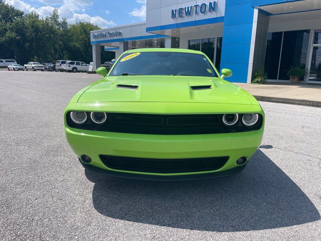 Used 2023 Dodge Challenger SXT w/ Blacktop Package RWD image 2