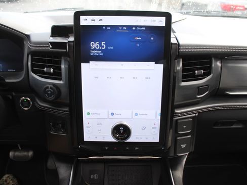 Used 2023 Ford F150 Lightning Platinum AWD/4WD image 45