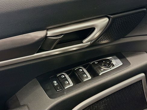 Used 2025 Kia Telluride S image 15