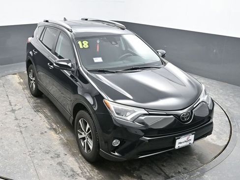Used 2018 Toyota RAV4 XLE image 21