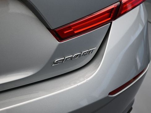 Used 2019 Honda Accord Sport image 39