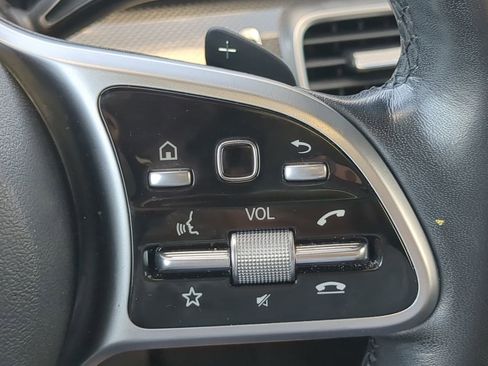 Used 2021 Mercedes-Benz GLE 450 4MATIC image 28