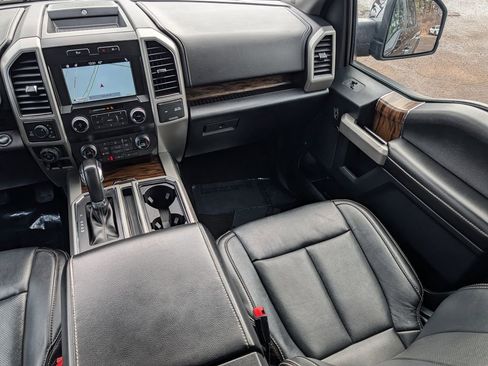 Certified 2019 Ford F150 Lariat w/ Equipment Group 502A Luxury image 14