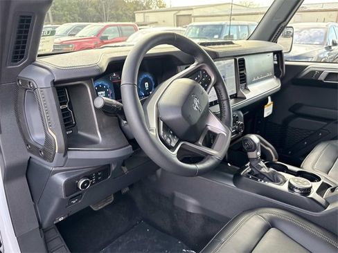 New 2025 Ford Bronco Badlands w/ Sasquatch Package image 23