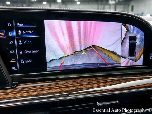 Used 2023 Cadillac Escalade Premium Luxury w/ LPO, Radiant Package AWD/4WD image 25