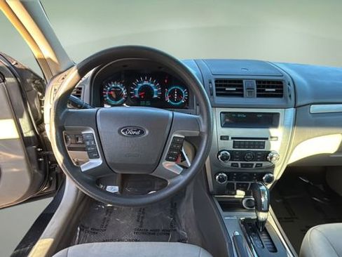 Used 2011 Ford Fusion SE w/ 202A Rapid Spec Order Code image 9