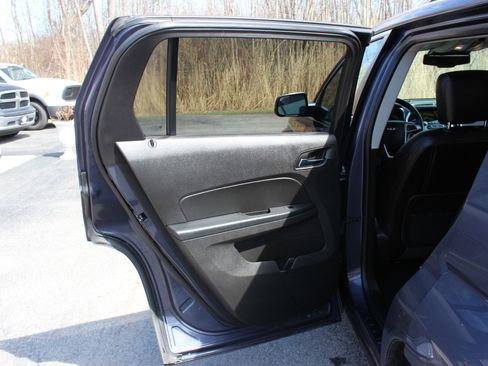 Used 2014 GMC Terrain SLT w/ Cargo Package image 31