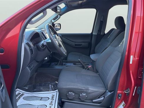 Used 2013 Nissan Xterra PRO-4X AWD/4WD image 11