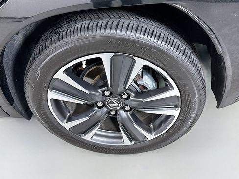 Used 2024 Lexus UX 250h AWD w/ Premium Package image 30