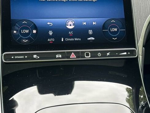 Used 2025 Mercedes-Benz GLC 300 image 26