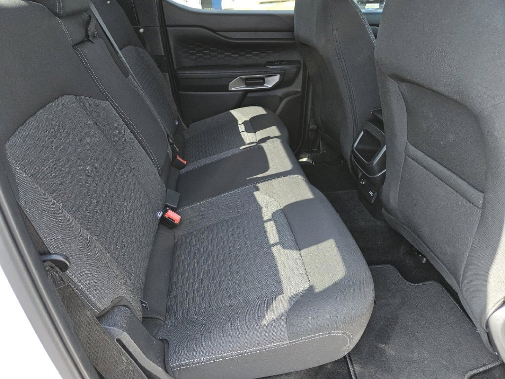 Used 2025 Ford Ranger XLT w/ Chrome Accent Package RWD image 30
