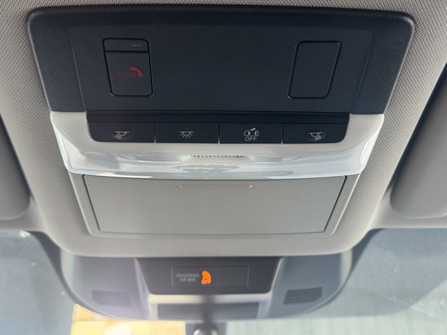 Used 2024 Nissan Rogue SV FWD image 13