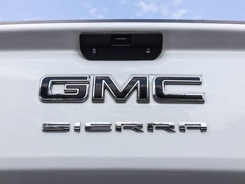 Used 2020 GMC Sierra 1500 Elevation w/ Elevation Value Package AWD/4WD image 18