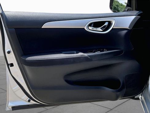 Used 2014 Nissan Sentra SV w/ SV Driver Package FWD image 21