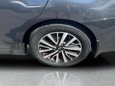 Used 2018 Subaru Legacy 2.5i Premium AWD/4WD image 9