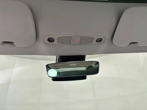 Used 2018 Tesla Model 3 Long Range image 23