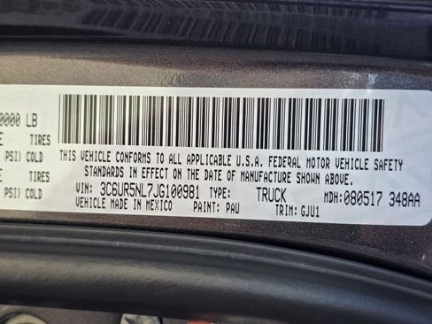 Used 2018 RAM 2500 Laramie image 33