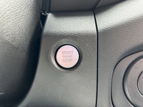 Used 2022 Nissan Frontier S w/ Technology Package RWD image 23